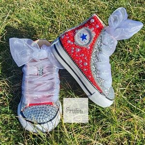 BRAND NEW Signature 'RubyRed' Converse Sneakers